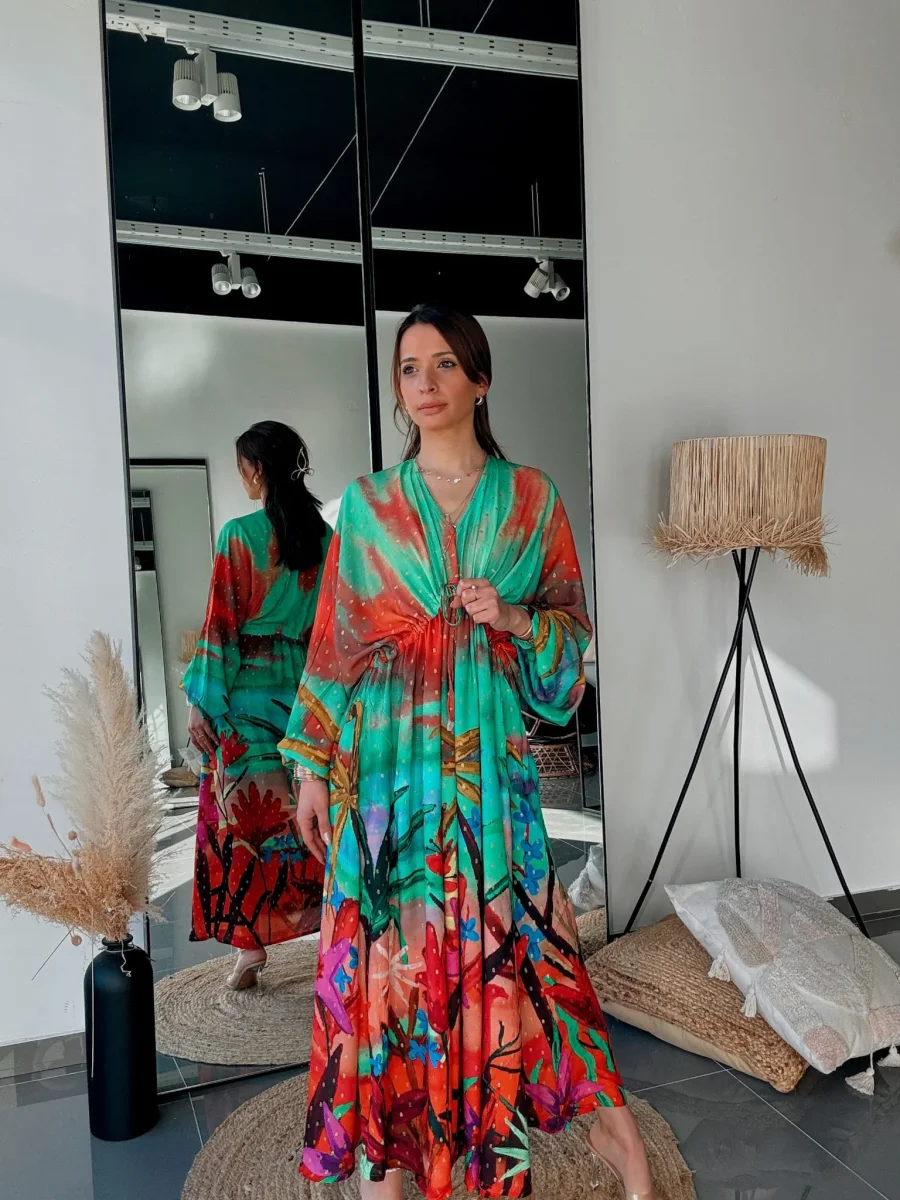 Robe longue fluide imprimée – Évasion tropicale & couleurs vibrantes – Image 9